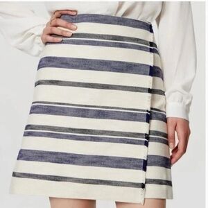 LOFT Size 6 Faux Wrap mini skirt
